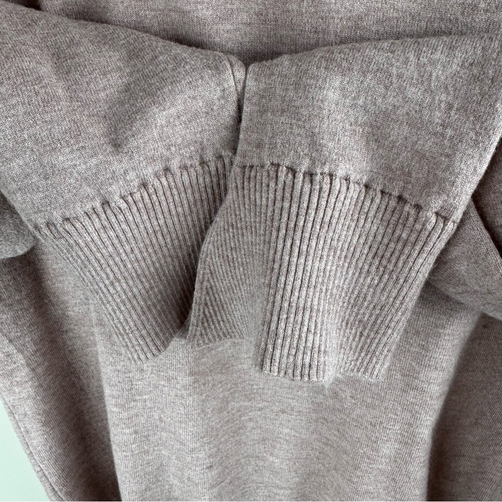 Vila Milano Wool Blend Sweater Size XL Lavender Pleated‎ Ruffle Collar Cuffs - Picture 9 of 13
